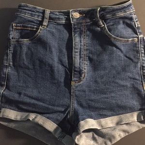 Garage shorts